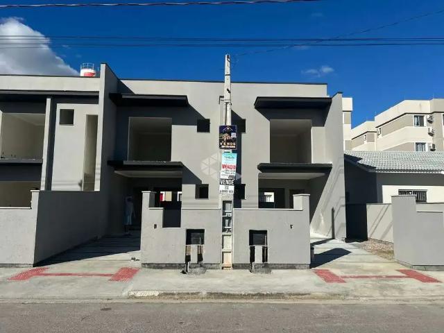 Casa / Sobrado para Venda em São José/SC Sertão do Maruim 2 Quartos