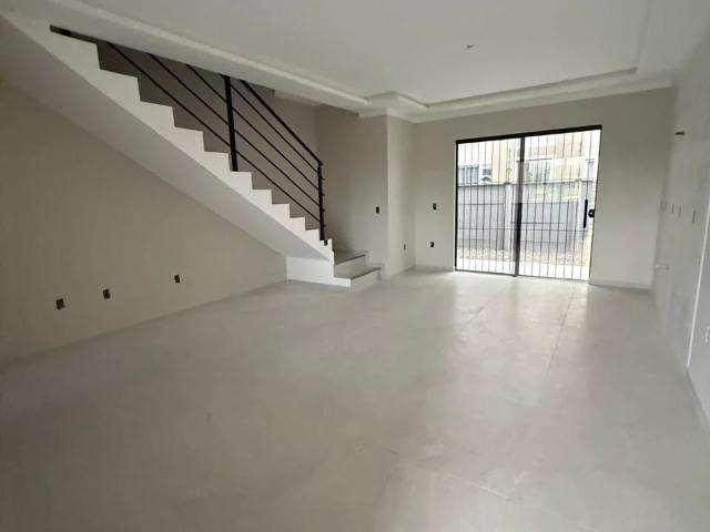 Casa / Sobrado para Venda em São José/SC Sertão do Maruim 2 Quartos