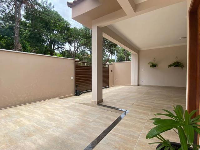 Casa / Sobrado para Venda em São Lourenço/MG Vale dos Pinheiros 3 Quartos