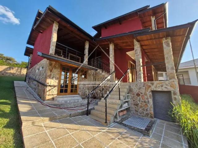 Casa / Sobrado para Venda em São Lourenço/MG Zona Rural 4 Quartos