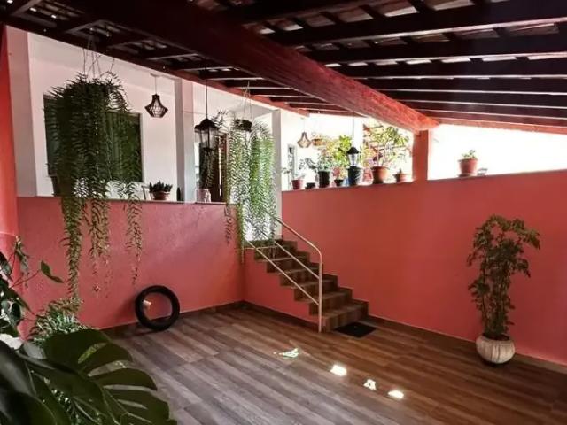 Casa / Sobrado para Venda em São Lourenço/MG Centro 1 Quartos