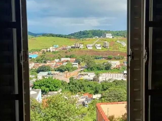 Casa / Sobrado para Venda em São Lourenço/MG Centro 2 Quartos