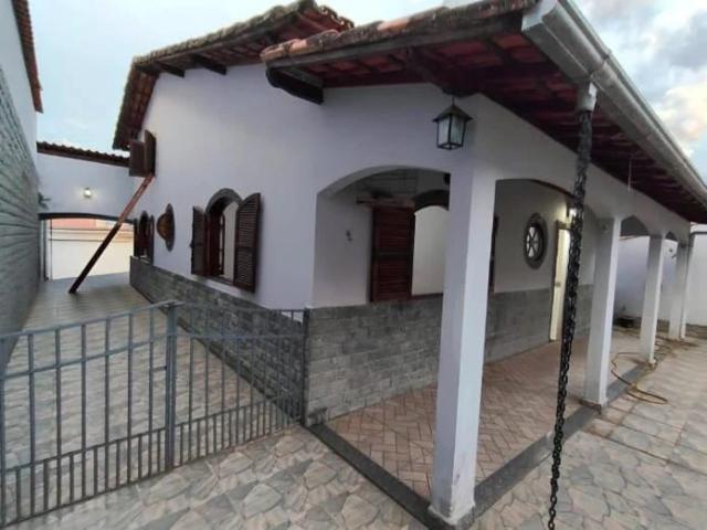 Casa / Sobrado para Venda em São Lourenço/MG Parque Olímpico 3 Quartos
