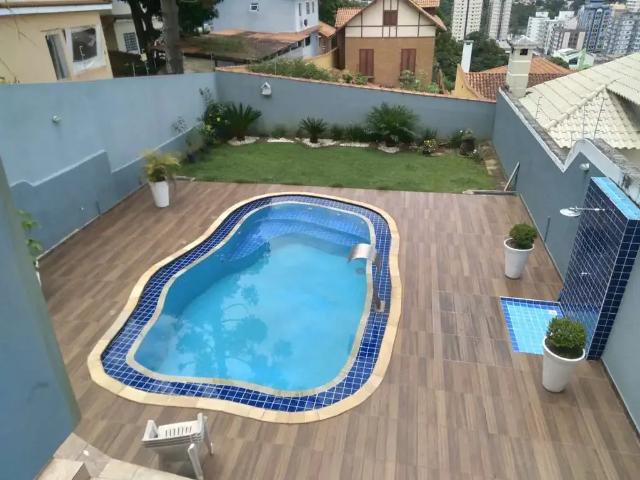 Casa / Sobrado para Venda em São Lourenço/MG Parque Olímpico 4 Quartos