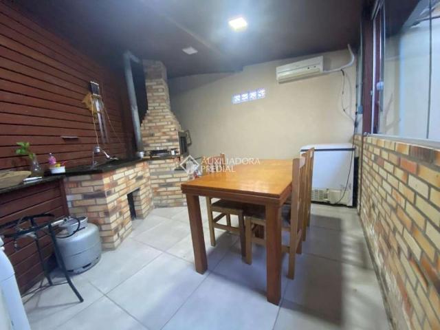 Casa / Sobrado para Venda em São Leopoldo/RS Campestre 2 Quartos