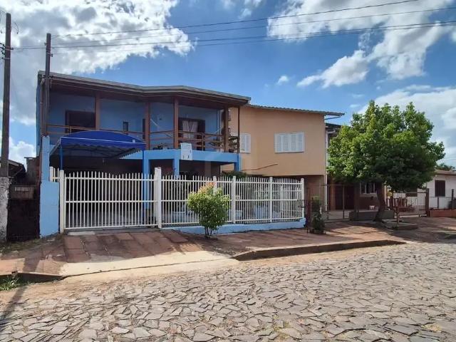 Casa / Sobrado para Venda em São Leopoldo/RS Campina 3 Quartos