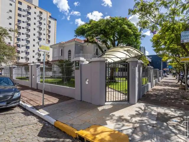 Casa / Sobrado para Venda em São Leopoldo/RS Centro 3 Quartos