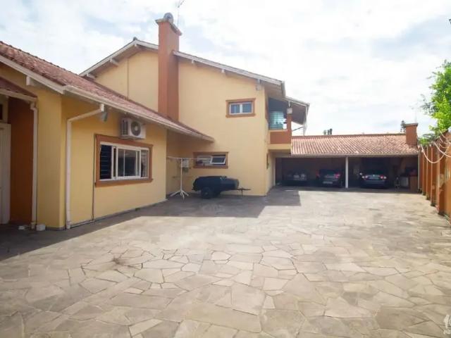 Casa / Sobrado para Venda em São Leopoldo/RS Centro 7 Quartos