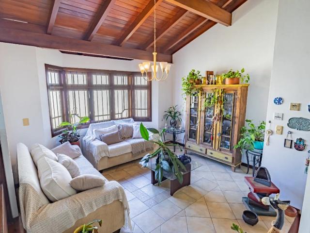 Casa / Sobrado para Venda em São Leopoldo/RS Cristo Rei 3 Quartos