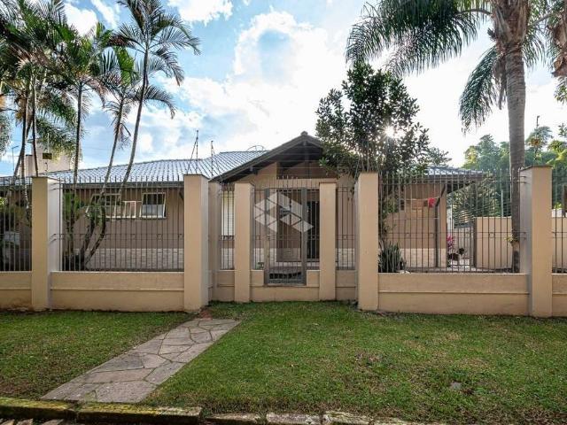Casa / Sobrado para Venda em São Leopoldo/RS Cristo Rei 3 Quartos