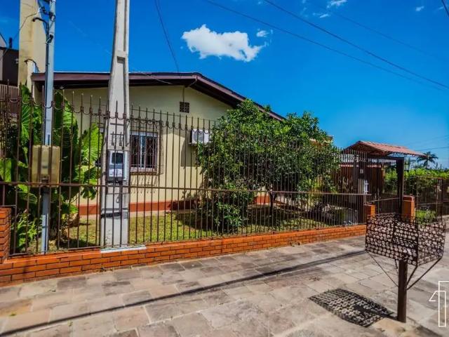 Casa / Sobrado para Venda em São Leopoldo/RS Cristo Rei 4 Quartos
