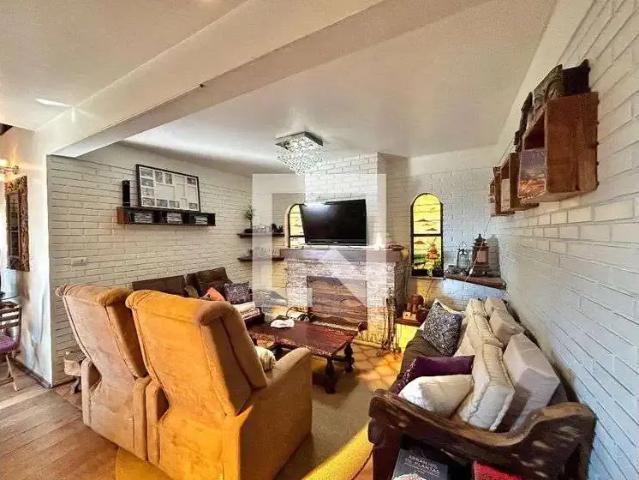 Casa / Sobrado para Venda em São Leopoldo/RS Feitoria 4 Quartos