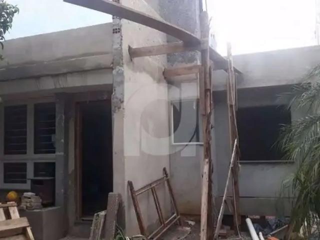 Casa / Sobrado para Venda em São Leopoldo/RS Feitoria 3 Quartos
