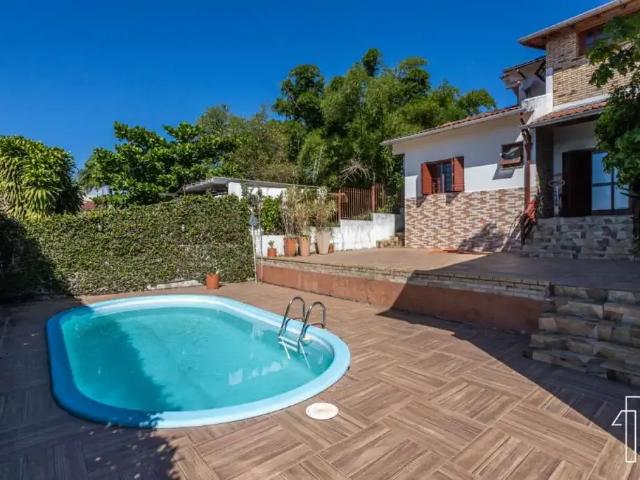 Casa / Sobrado para Venda em São Leopoldo/RS Feitoria 3 Quartos