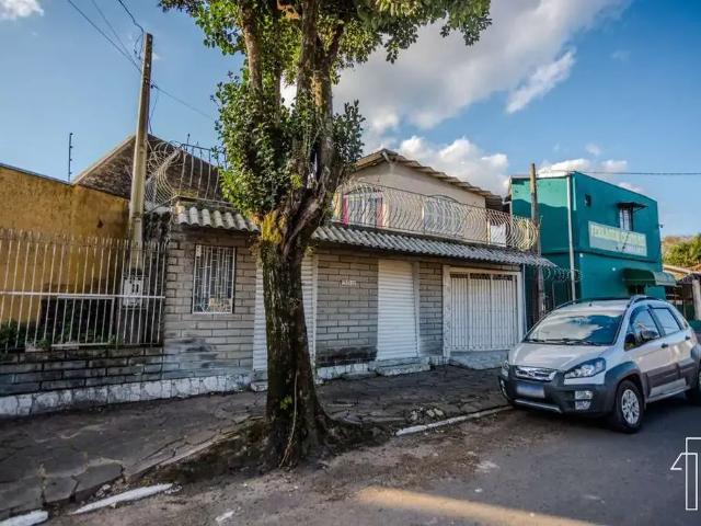 Casa / Sobrado para Venda em São Leopoldo/RS Fião 3 Quartos