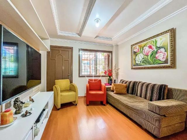 Casa / Sobrado para Venda em São Leopoldo/RS Fião 4 Quartos