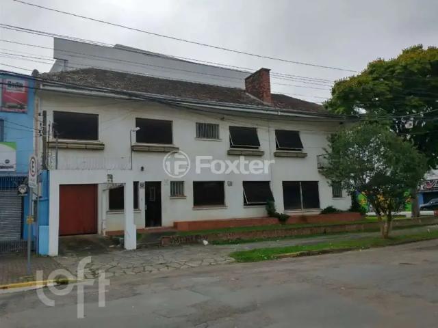 Casa / Sobrado para Venda em São Leopoldo/RS Fião 5 Quartos