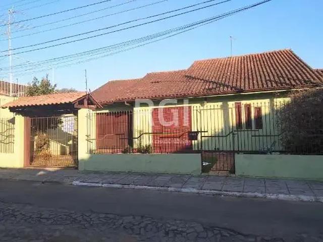 Casa / Sobrado para Venda em São Leopoldo/RS Rio dos Sinos 3 Quartos