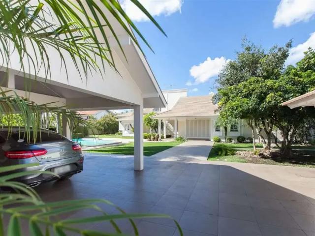 Casa / Sobrado para Venda em São Leopoldo/RS São João Batista 5 Quartos