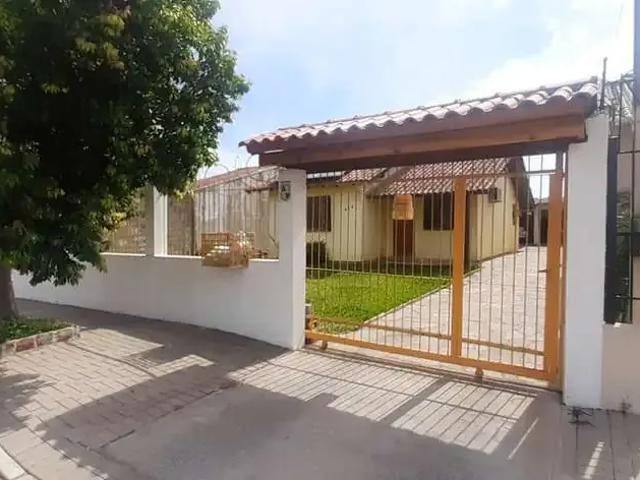 Casa / Sobrado para Venda em São Leopoldo/RS Santos Dumont 2 Quartos