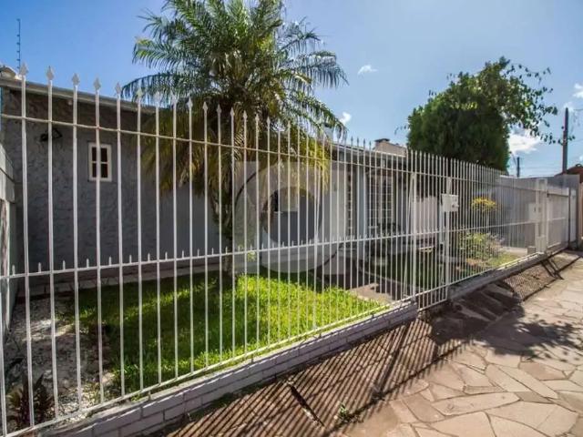 Casa / Sobrado para Venda em São Leopoldo/RS Santos Dumont 3 Quartos