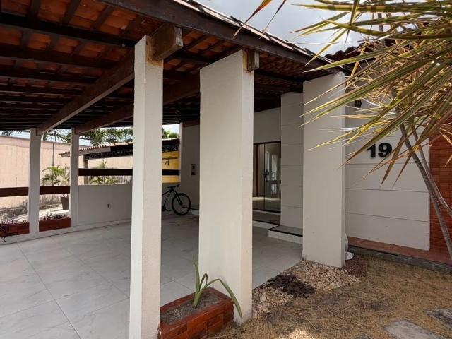 Casa / Sobrado para Venda em São Luís/MA Olho D'Água 3 Quartos