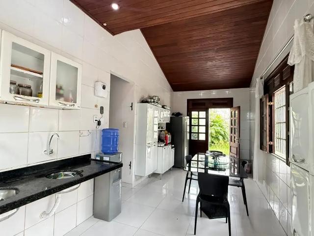 Casa / Sobrado para Venda em São Luís/MA Olho D'Água 5 Quartos