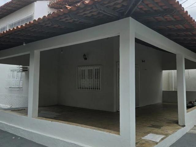 Casa / Sobrado para Venda em São Luís/MA Cutim Anil 6 Quartos