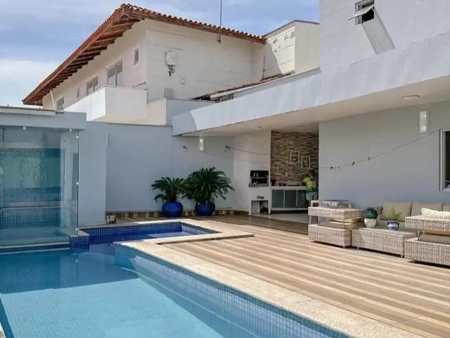 Casa / Sobrado para Venda em São Luís/MA Calhau 5 Quartos