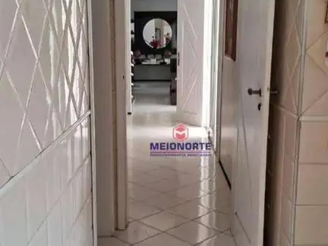Casa / Sobrado para Venda em São Luís/MA Calhau 6 Quartos
