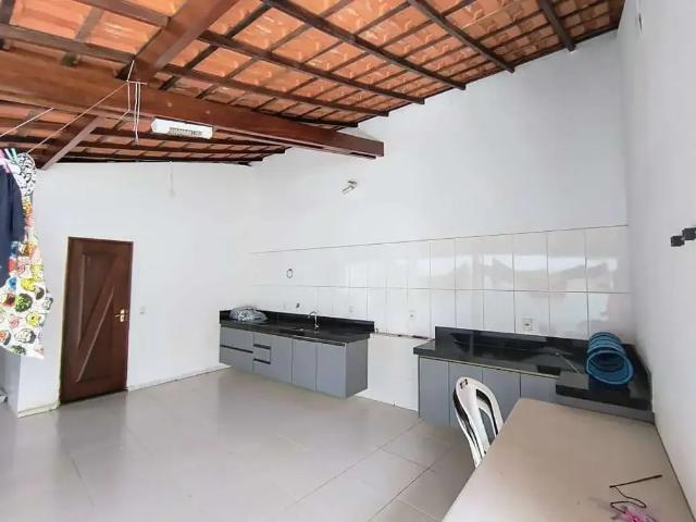 Casa / Sobrado para Venda em São Luís/MA Calhau 3 Quartos