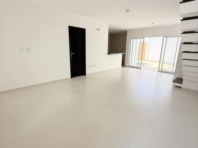 Casa / Sobrado para Venda em São Luís/MA Cohama 4 Quartos