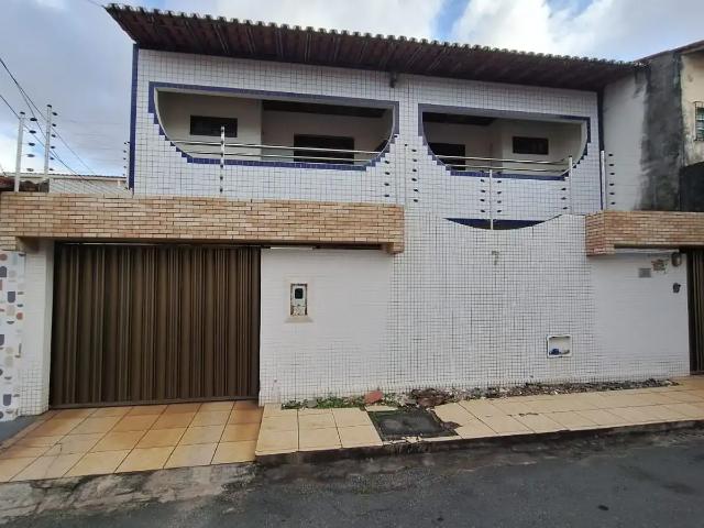 Casa / Sobrado para Venda em São Luís/MA Cohama 4 Quartos
