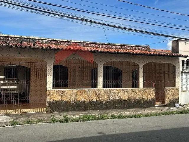 Casa / Sobrado para Venda em São Luís/MA Cohama