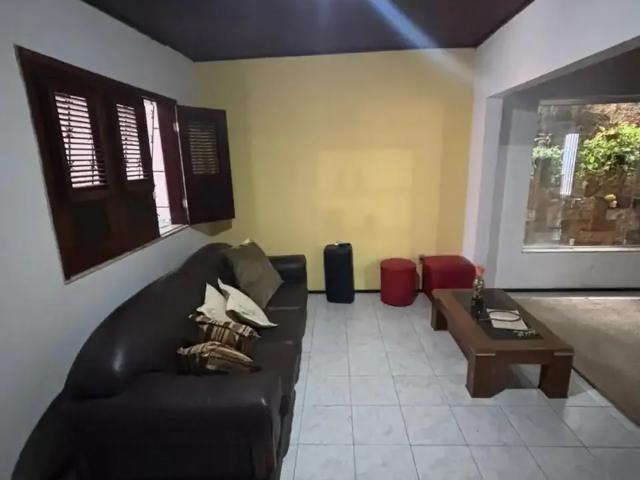 Casa / Sobrado para Venda em São Luís/MA Ipase 3 Quartos