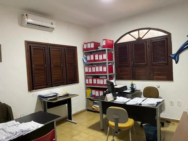 Casa / Sobrado para Venda em São Luís/MA Jardim Renascença 6 Quartos