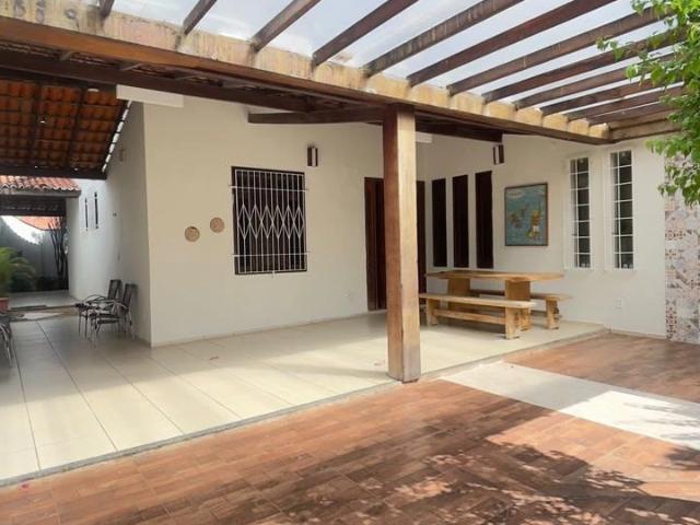 Casa / Sobrado para Venda em São Luís/MA Planalto Vinhais I 4 Quartos