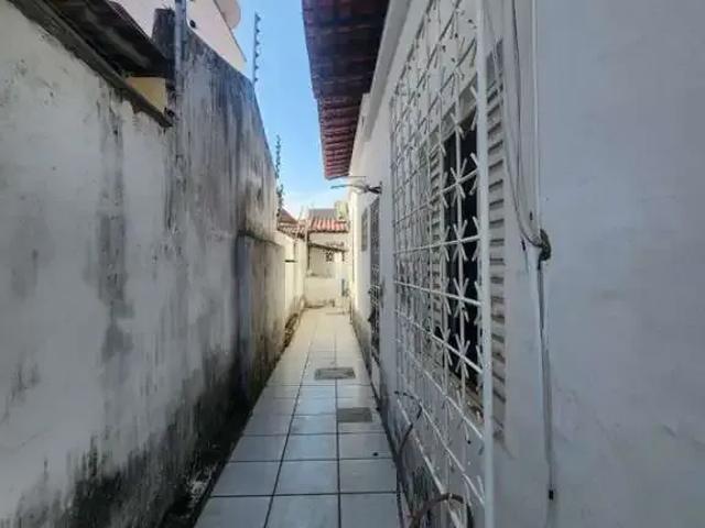 Casa / Sobrado para Venda em São Luís/MA Ponta do Farol 4 Quartos