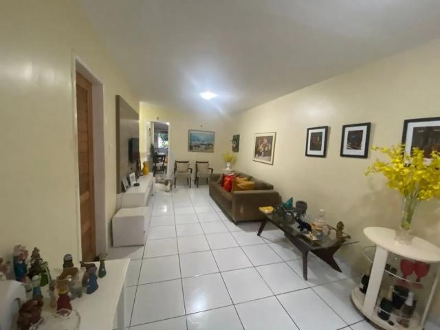 Casa / Sobrado para Venda em São Luís/MA Recanto dos Vinhais 3 Quartos