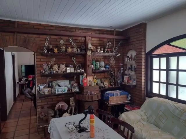 Casa / Sobrado para Venda em São Miguel Arcanjo/SP Centro 3 Quartos
