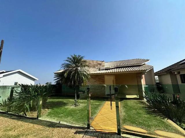 Casa / Sobrado para Venda em São Miguel do Iguaçu/PR Centro 4 Quartos