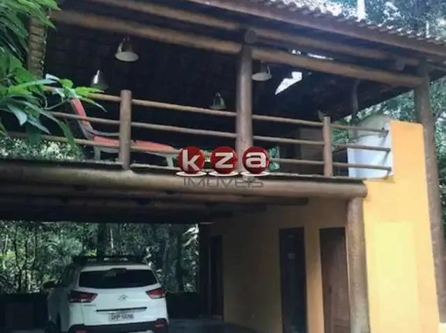 Casa / Sobrado para Venda em São Sebastião/SP Camburi 3 Quartos