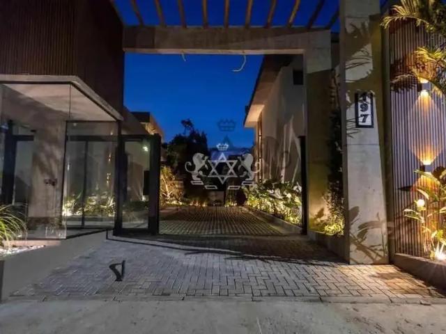 Casa / Sobrado para Venda em São Sebastião/SP Camburi 3 Quartos