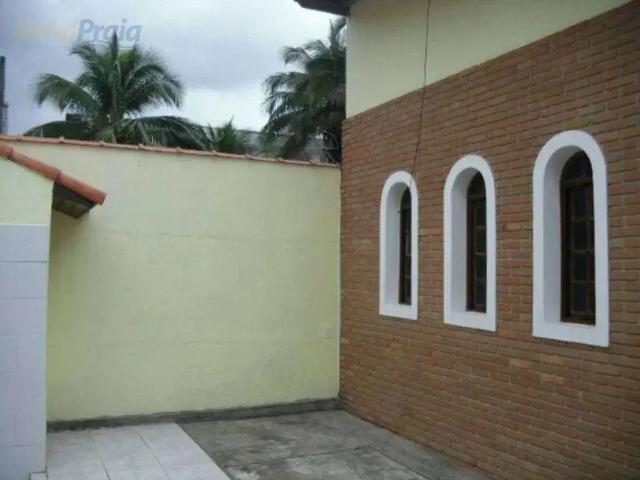 Casa / Sobrado para Venda em São Sebastião/SP Canto do Mar 3 Quartos