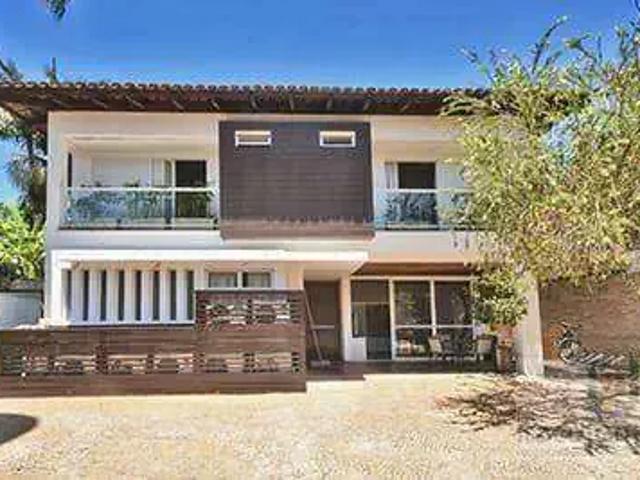 Casa / Sobrado para Venda em São Sebastião/SP Baleia 6 Quartos