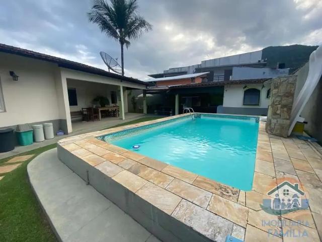 Casa / Sobrado para Venda em São Sebastião/SP Barequecaba 4 Quartos