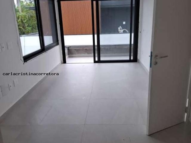 Casa / Sobrado para Venda em São Sebastião/SP Barra do Sahy 4 Quartos