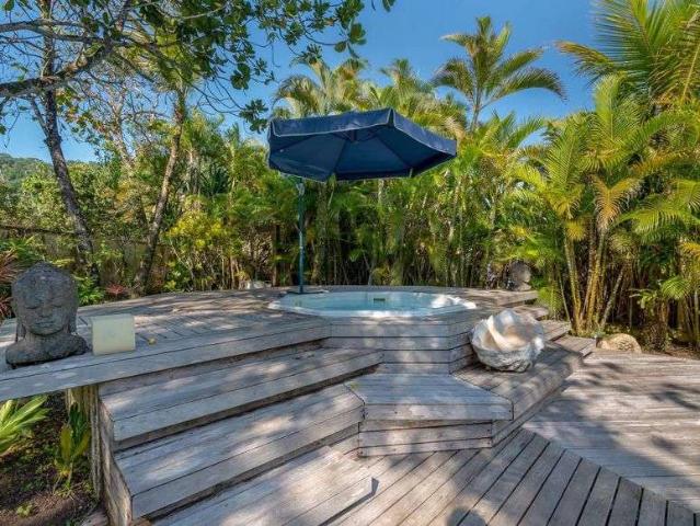 Casa / Sobrado para Venda em São Sebastião/SP Barra do Sahy 7 Quartos