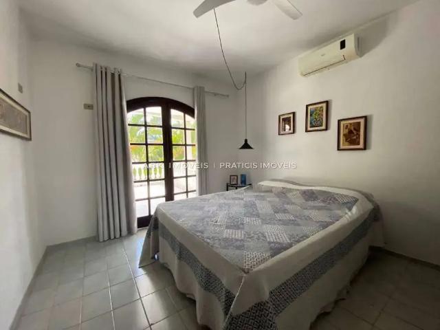 Casa / Sobrado para Venda em São Sebastião/SP Barra do Una 3 Quartos