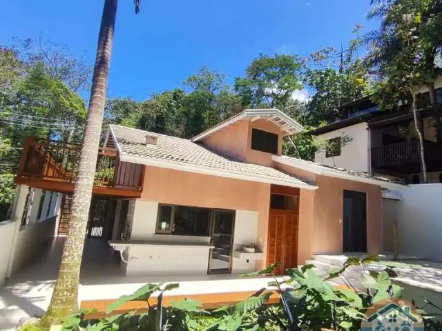 Casa / Sobrado para Venda em São Sebastião/SP Guaecá 2 Quartos